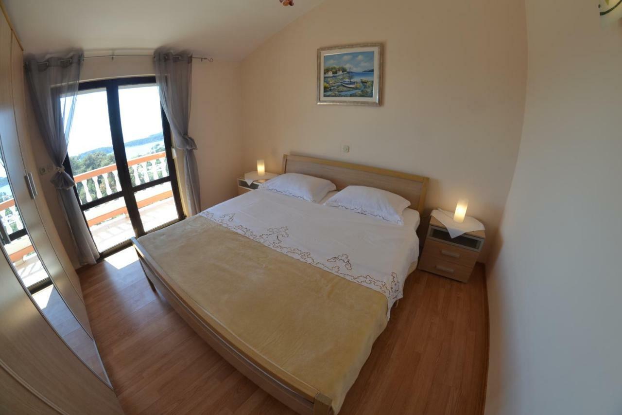 Apartman Jadranka Palit ภายนอก รูปภาพ