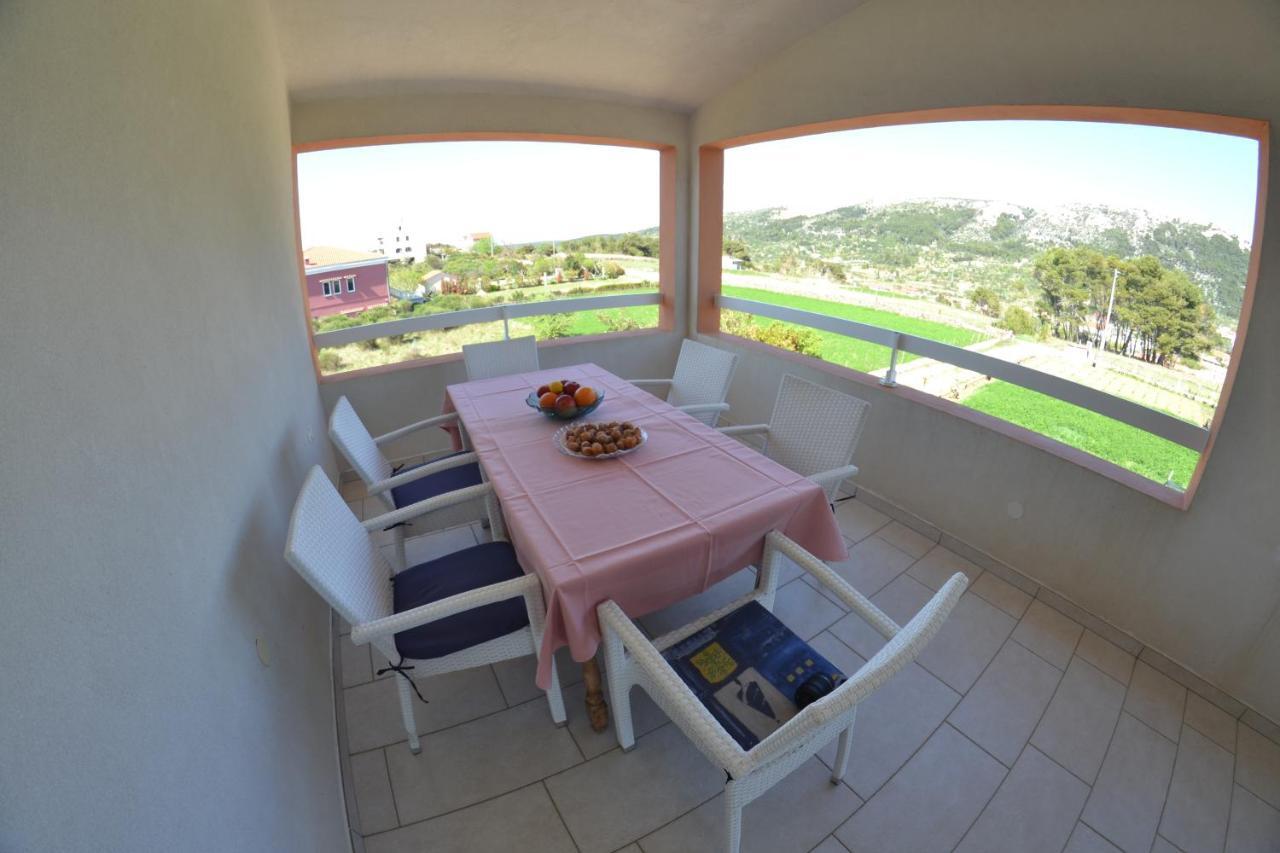 Apartman Jadranka Palit ภายนอก รูปภาพ
